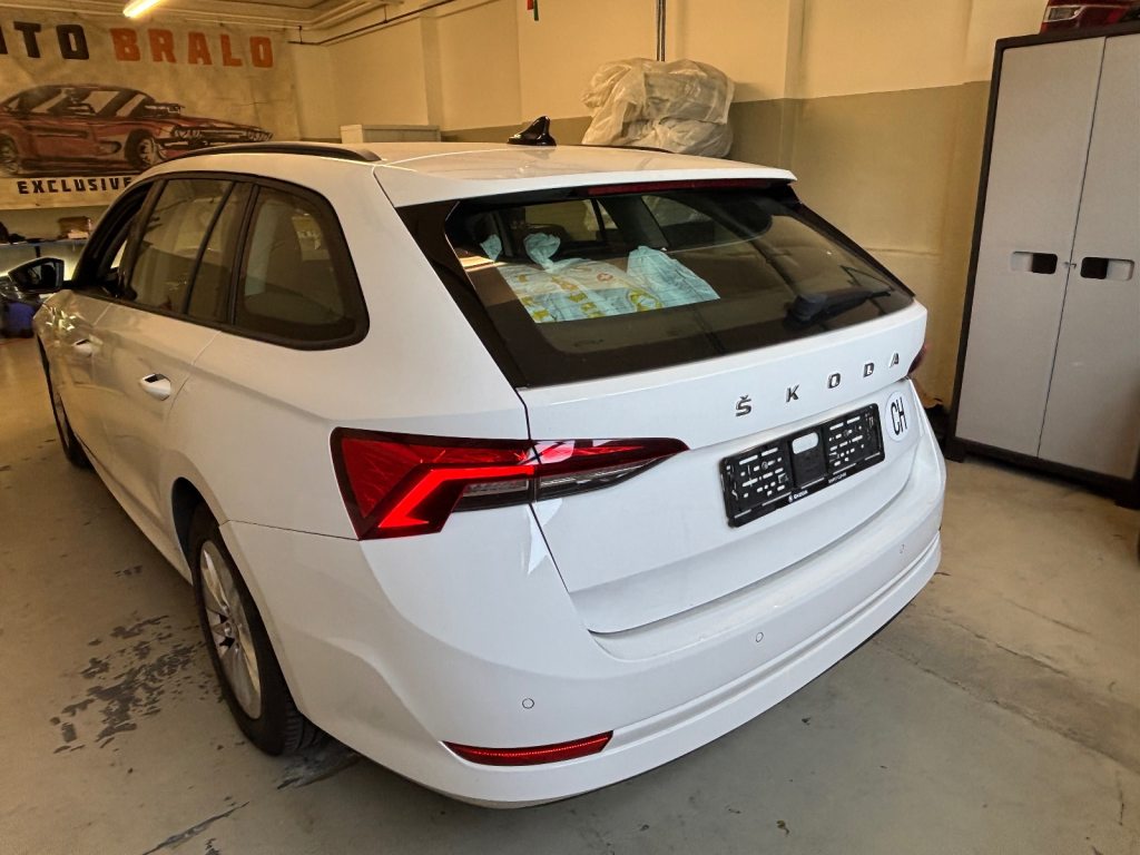 SKODA OCTAVIA 2.0 TDI Ambition DSG, Diesel, Occasion / Utilisé, Automatique - 5