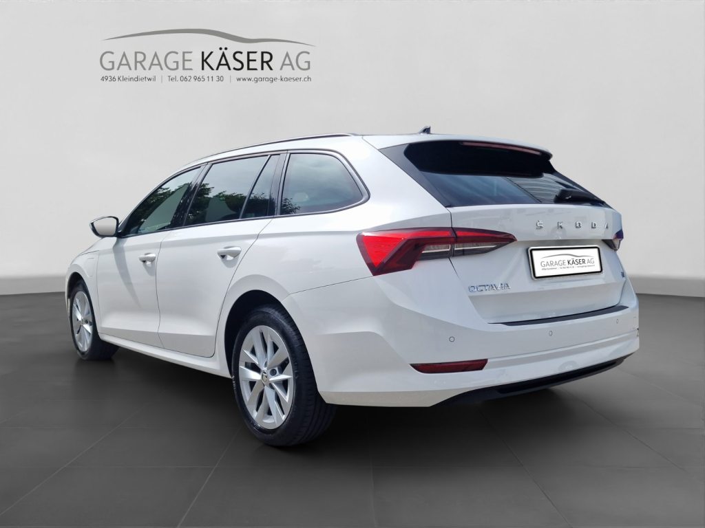 SKODA 1.4 TSI PHEV Ambition DSG, Hybride Rechargeable Essence/Électricité, Occasion / Utilisé, Automatique - 4