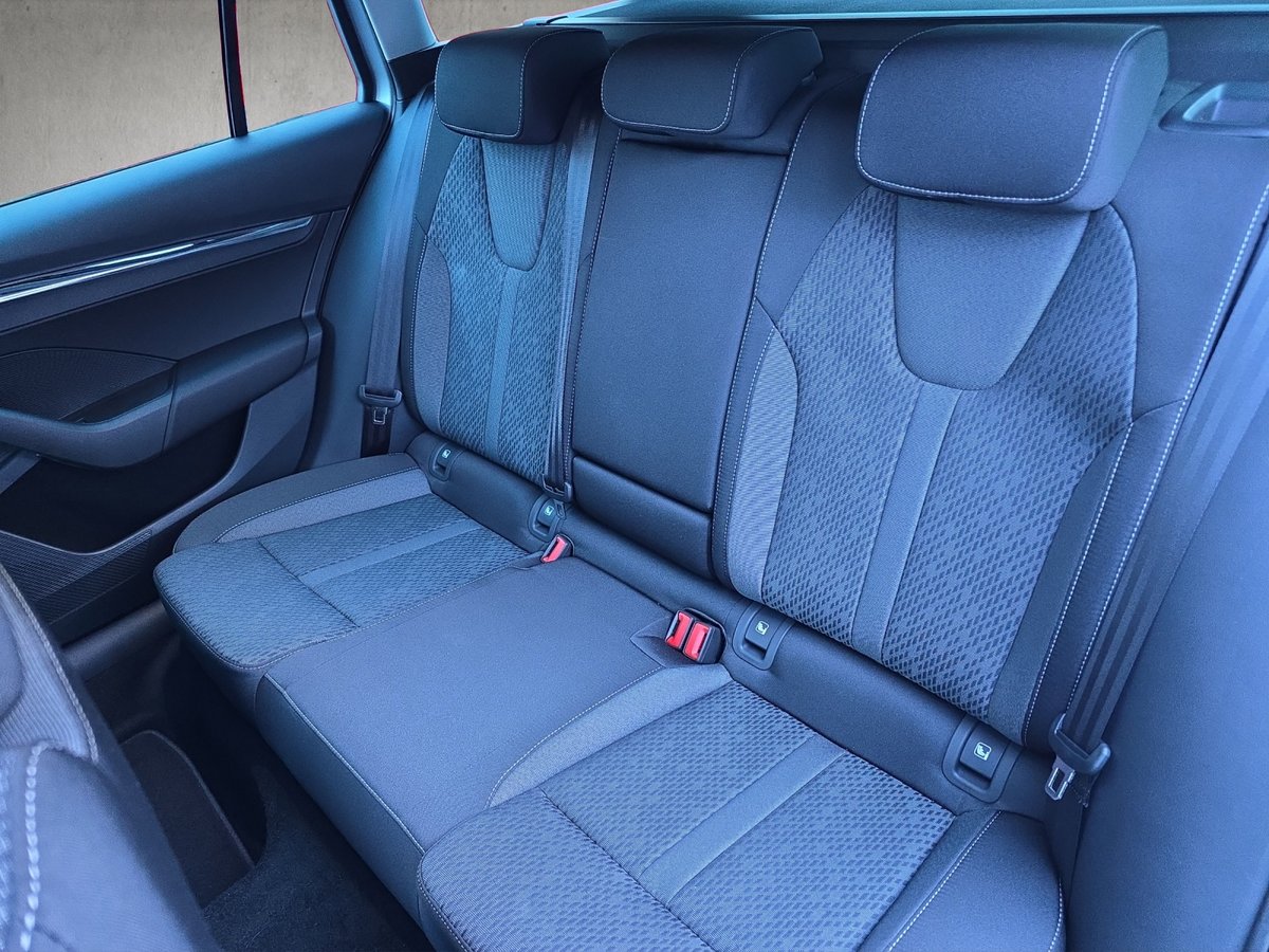 SKODA Octavia Combi 2.0 TDI DSG Style, Diesel, Voiture de démonstration, Automatique - 6