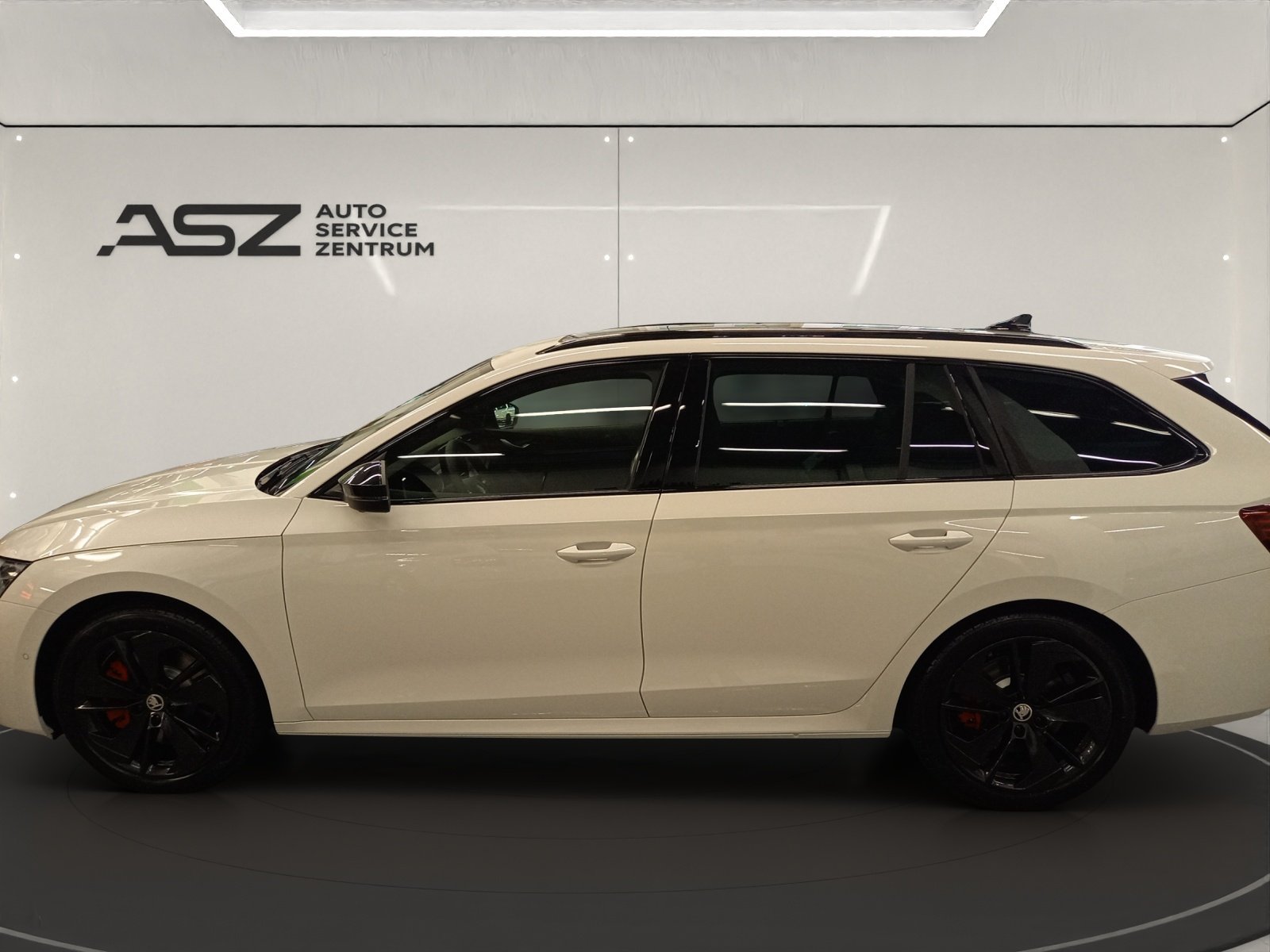 SKODA Octavia Combi 2.0 TSI RS DSG, Benzin, Vorführwagen, Automatik - 2