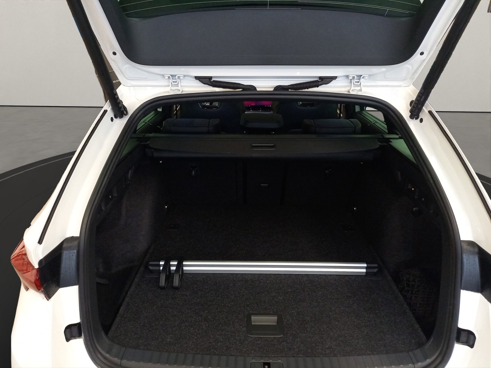 SKODA Octavia Combi 2.0 TSI RS DSG, Benzin, Vorführwagen, Automatik - 5