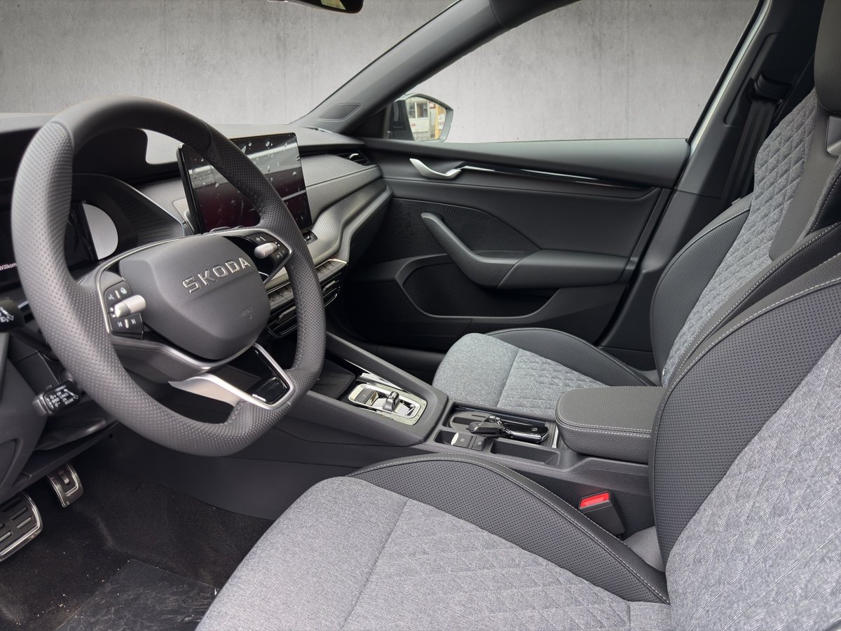 SKODA Octavia Combi 2.0 TSI DSG Sport Line 4x4, Benzin, Vorführwagen, Automatik - 4