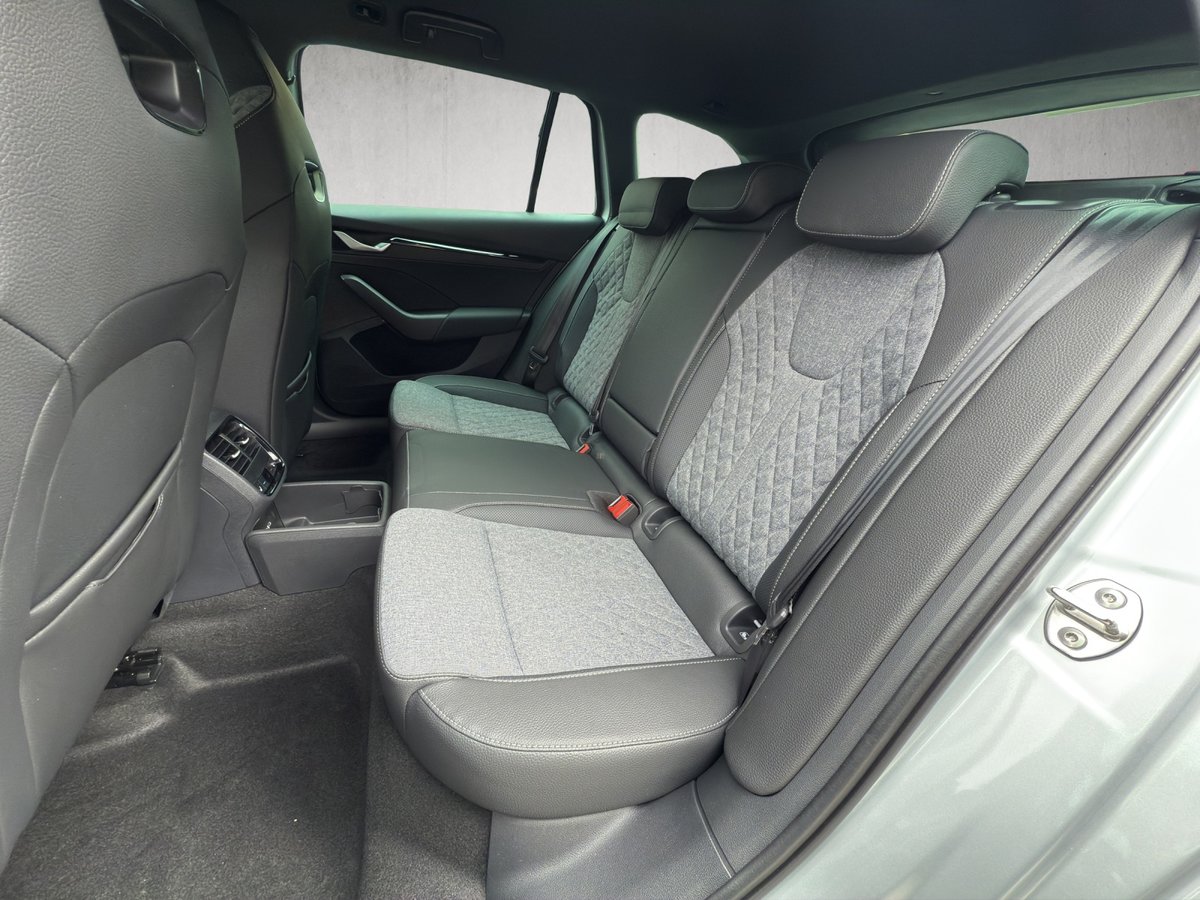 SKODA Octavia Combi 2.0 TSI DSG Sport Line 4x4, Benzin, Vorführwagen, Automatik - 6