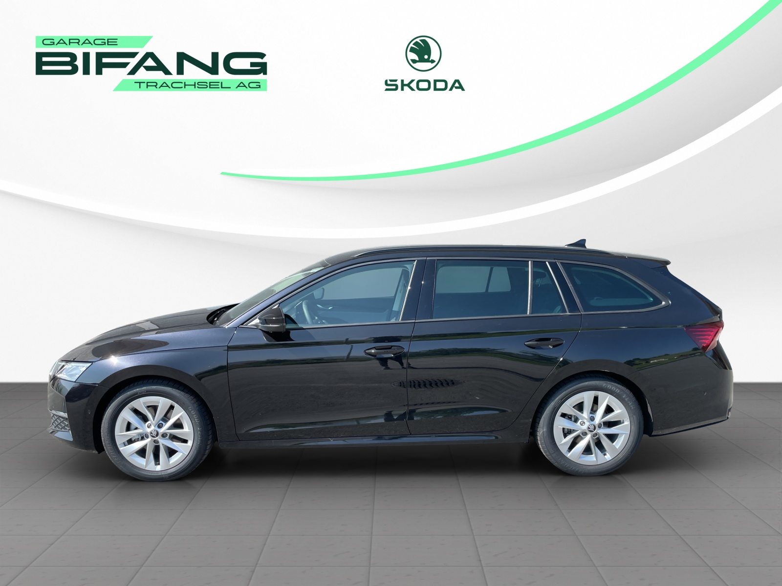 SKODA Octavia Selection, Petrol, Ex-demonstrator, Automatic - 3