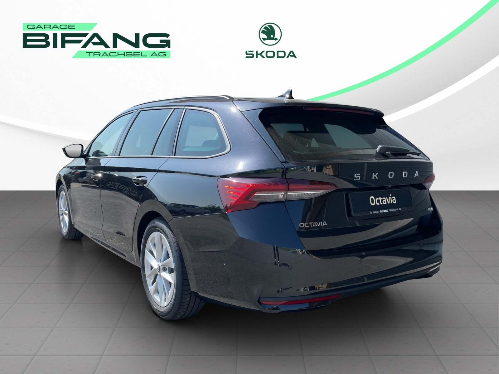 SKODA Octavia Selection, Petrol, Ex-demonstrator, Automatic - 4