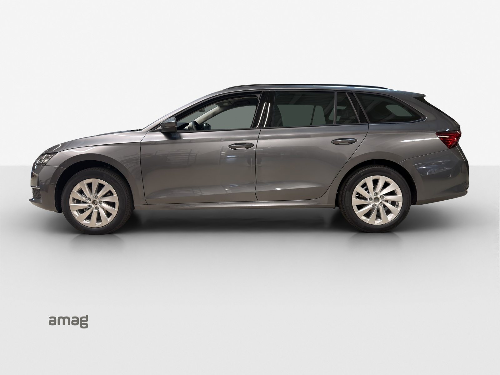 SKODA Octavia Selection MHEV, Essence, Voiture de démonstration, Automatique - 2