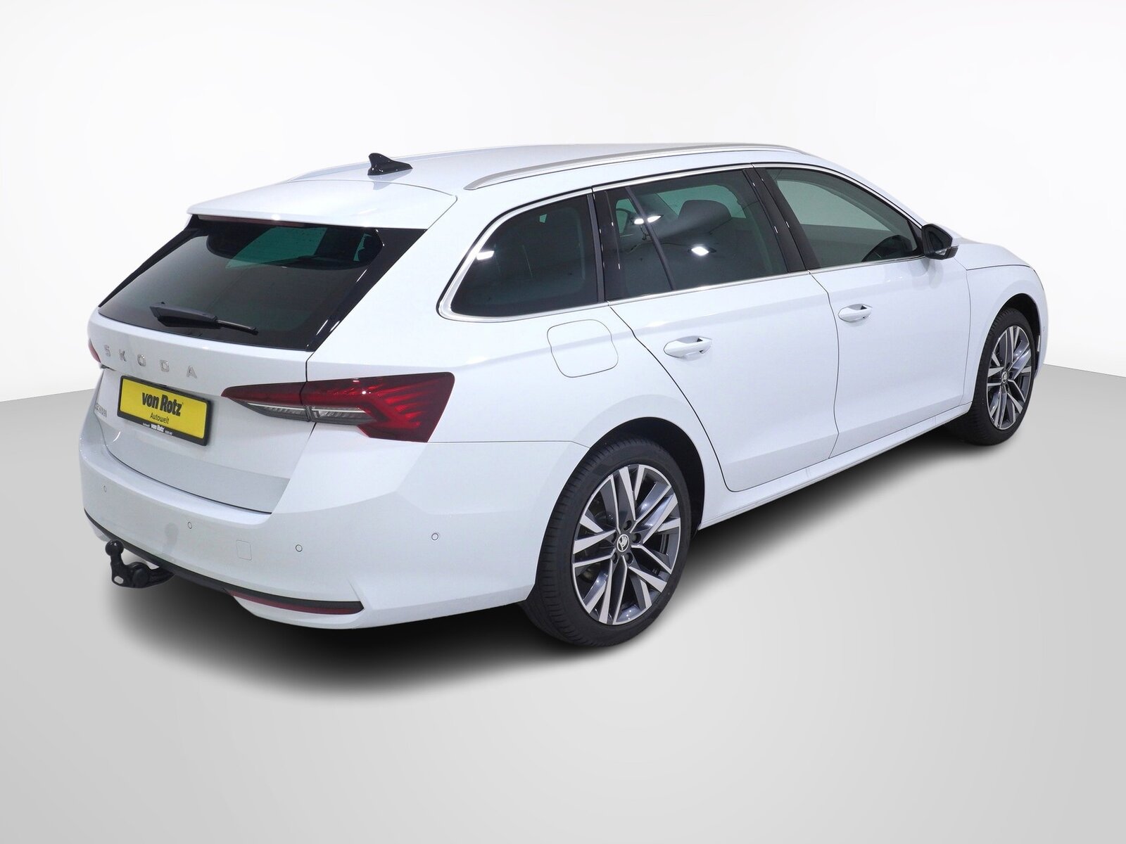 SKODA Octavia 1.5 TSI mHEV Selection-Lounge DSG, Hybride Léger Essence/Électricité, Voiture de démonstration, Automatique - 5