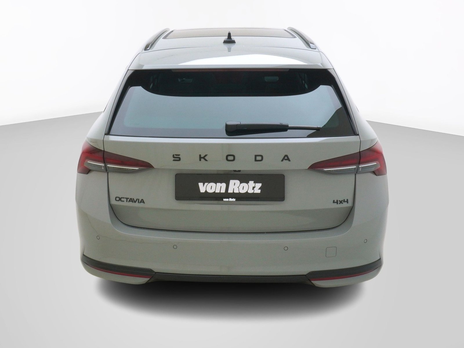 SKODA Octavia 2.0 TSI SportLine 4x4 DSG, Petrol, Ex-demonstrator, Automatic - 3