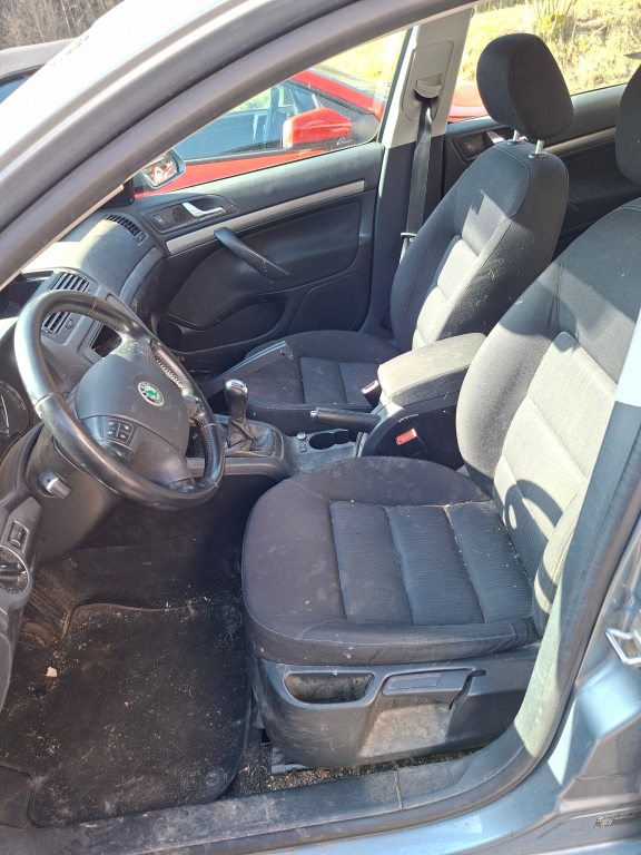 SKODA OCTAVIA 2.0 FSI 150 Ambiente, Benzina, Occasioni / Usate, Manuale - 6