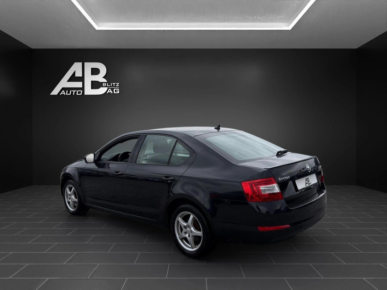SKODA Octavia 1.8 TSI Elegance Limousine DSG mit 180 PS, Benzina, Occasioni / Usate, Automatico - 3