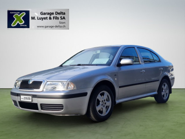 SKODA Octavia 2.0 Elegance, Benzin, Occasion / Gebraucht, Automatik - 2