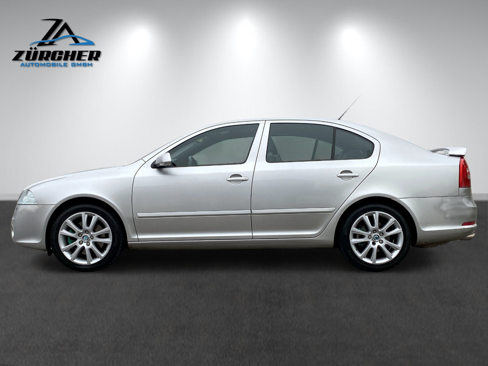 SKODA Octavia 2.0 Turbo FSI RS, Petrol, Second hand / Used, Manual - 4