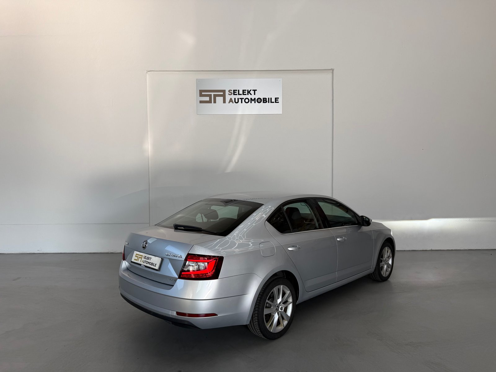 SKODA Octavia 2.0 TDI Style DSG, Diesel, Second hand / Used, Automatic - 6