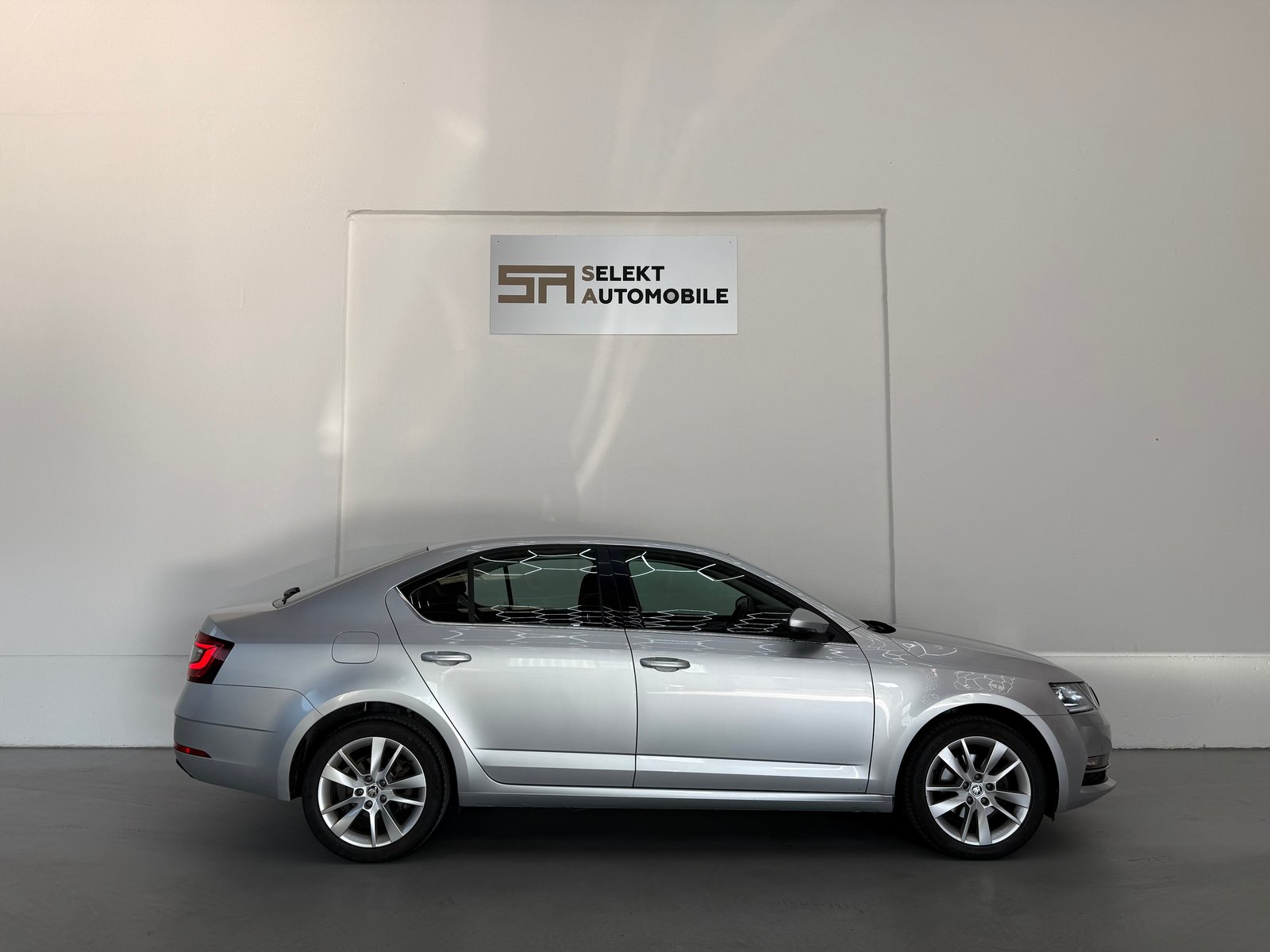 SKODA Octavia 2.0 TDI Style DSG, Diesel, Second hand / Used, Automatic - 7