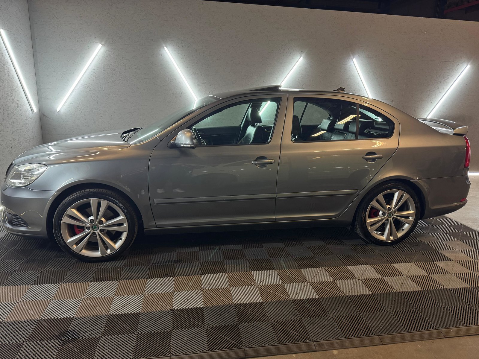 SKODA Octavia 2.0 TDI RS DSG, Diesel, Second hand / Used, Automatic - 5