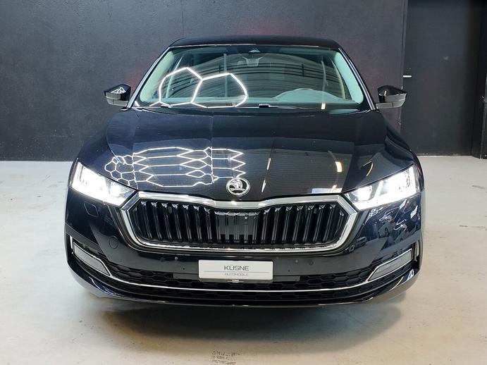 SKODA Octavia Combi 1.5 TSI mHEV DSG Style, Mild-Hybrid Benzin/Elektro, Occasion / Gebraucht, Automatik