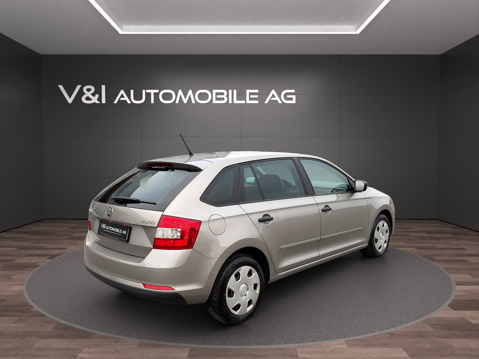 SKODA Rapid Spaceback 1.4 TSI Active DSG, Benzin, Occasion / Gebraucht, Automatik - 4