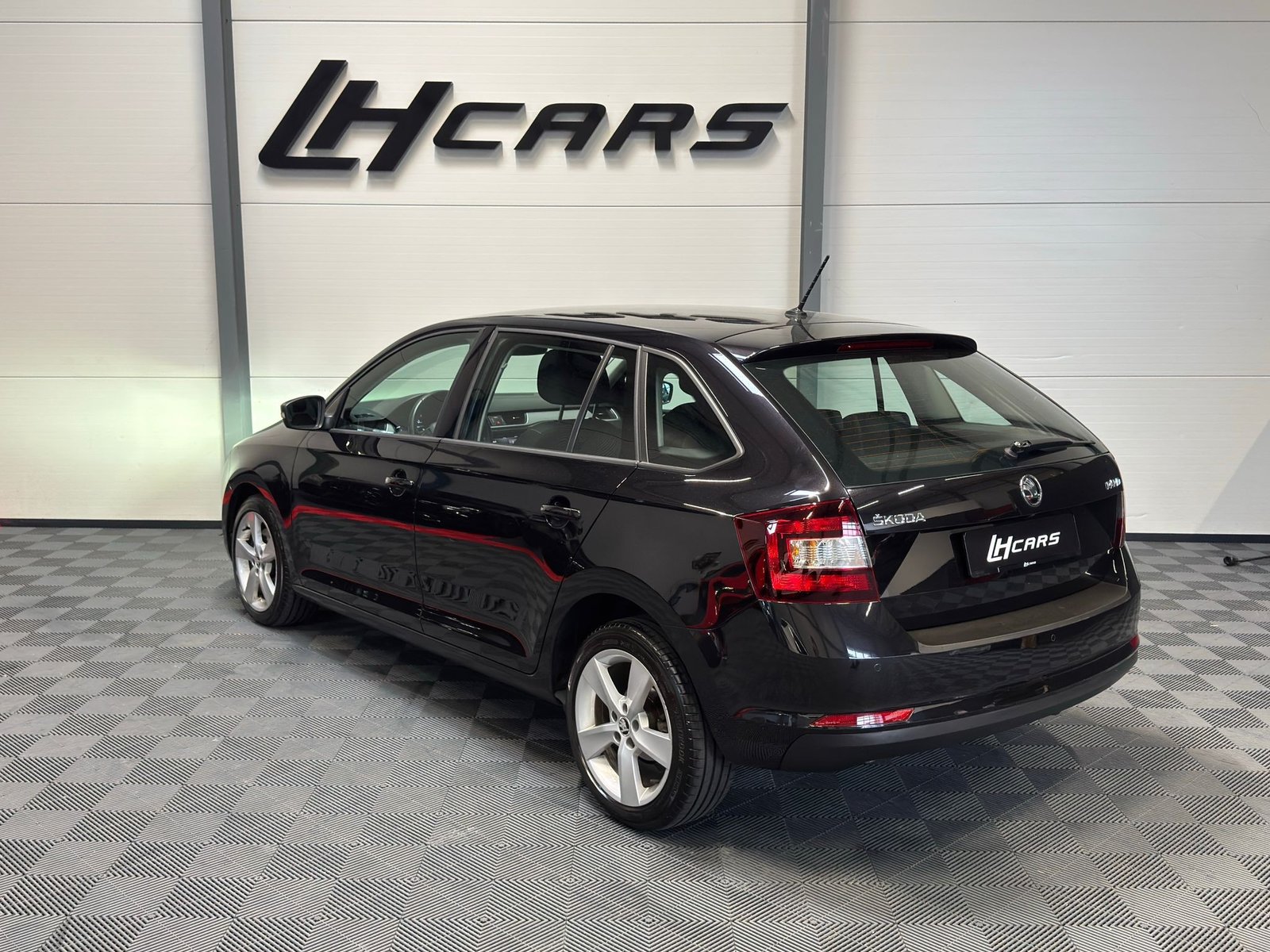 SKODA Rapid Spaceback 1.4 TSI Ambition DSG, Benzin, Occasion / Gebraucht, Automatik - 3