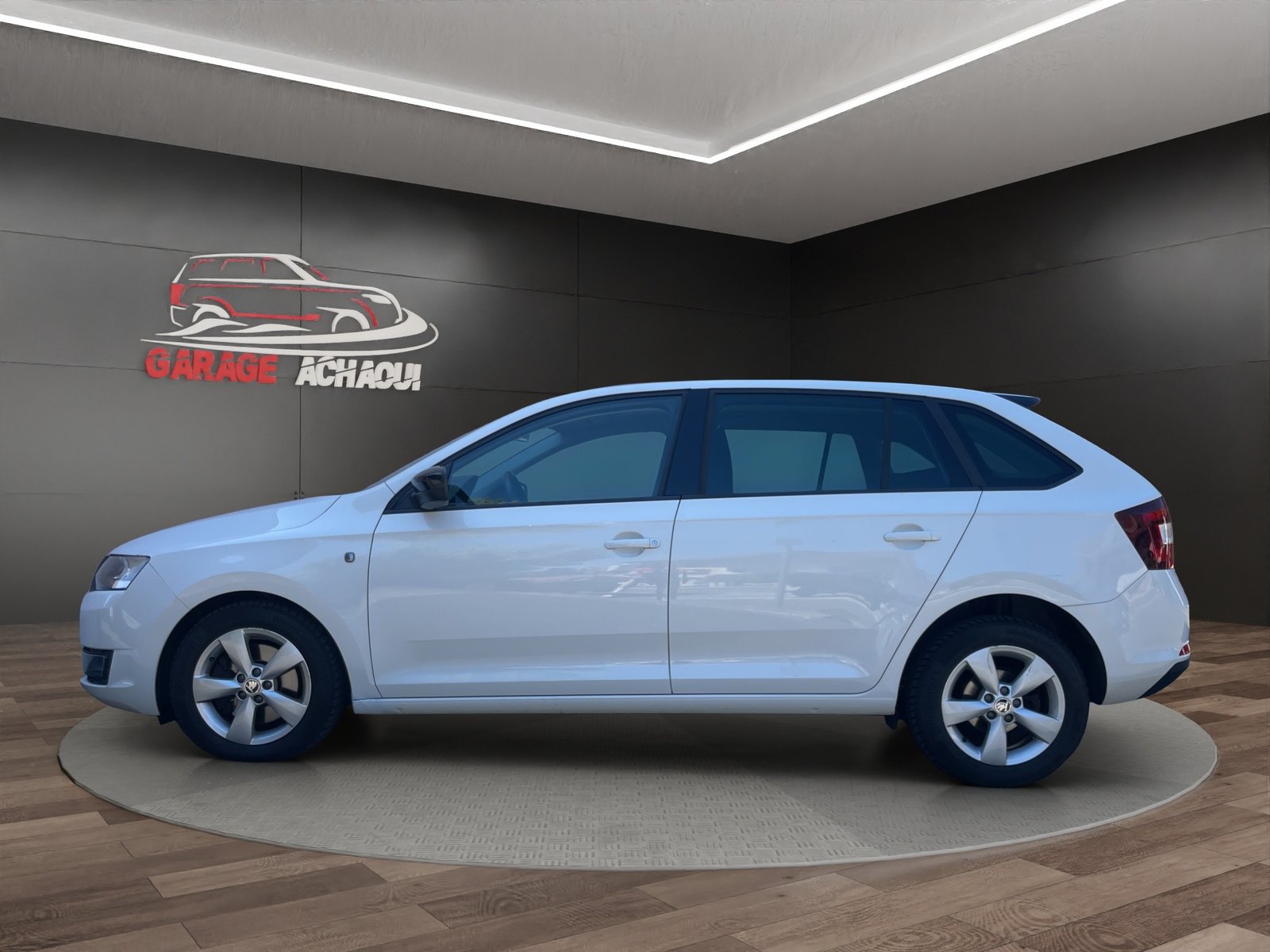 SKODA Rapid Spaceback 1.4 TSI Elegance DSG, Essence, Occasion / Utilisé, Automatique - 3