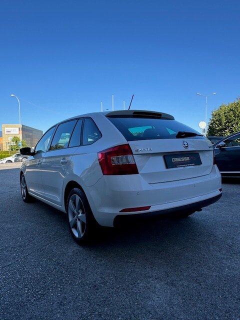 SKODA Rapid Spaceback 1.4 TSI Elegance DSG, Petrol, Second hand / Used, Automatic - 3