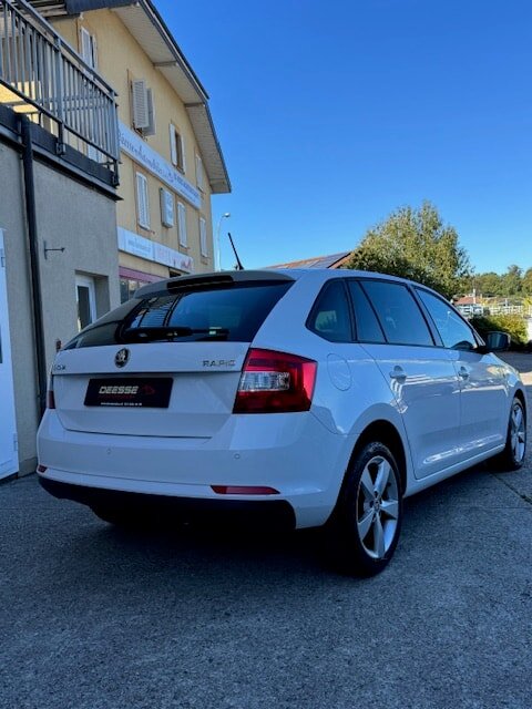 SKODA Rapid Spaceback 1.4 TSI Elegance DSG, Petrol, Second hand / Used, Automatic - 4