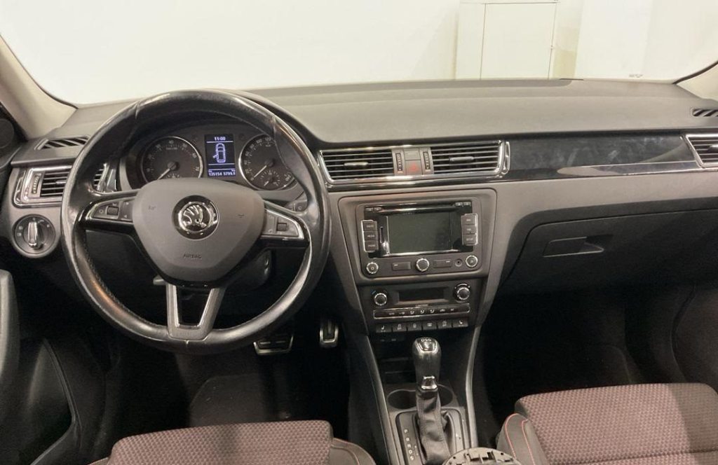SKODA RAPID 1.4 TSI Active DSG, Essence, Occasion / Utilisé, Automatique - 6