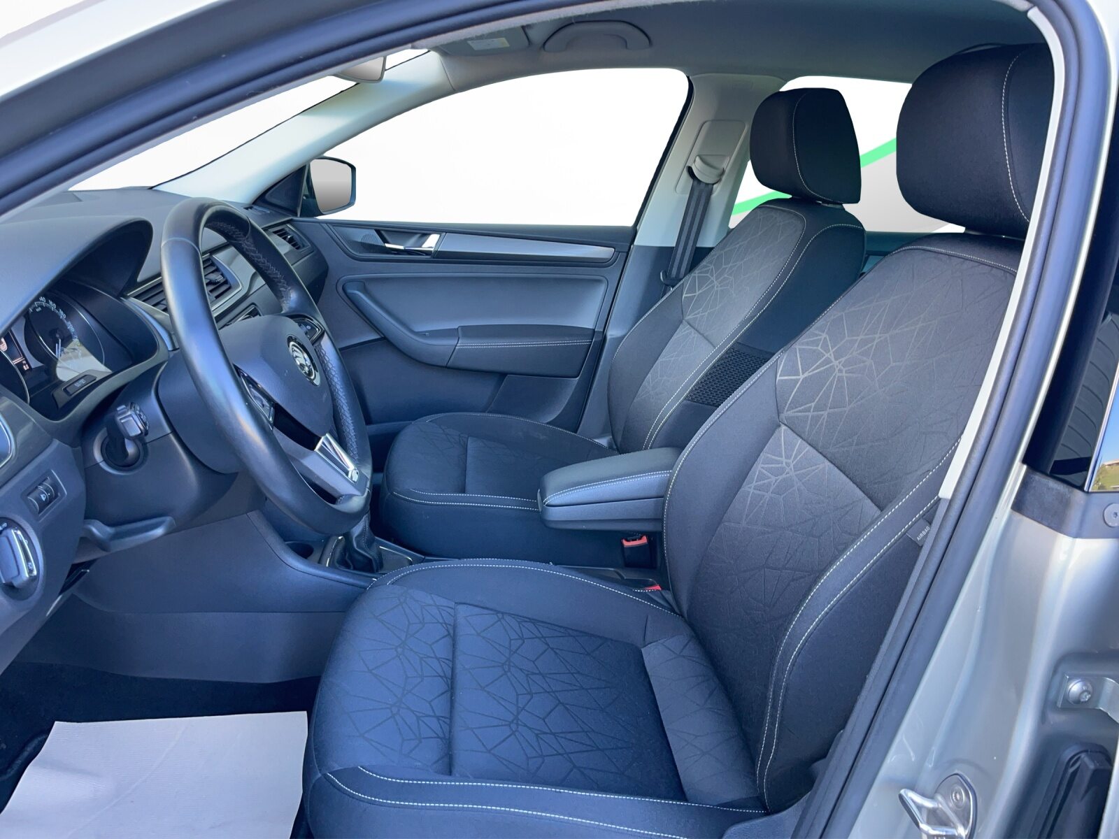 SKODA RAPID Spaceback Clever (Netto), Essence, Occasion / Utilisé, Manuelle - 7