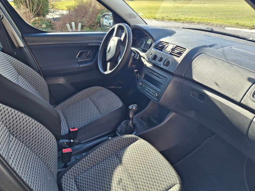 SKODA ROOMSTER 1.2 TSI Family, Petrol, Second hand / Used, Manual - 5
