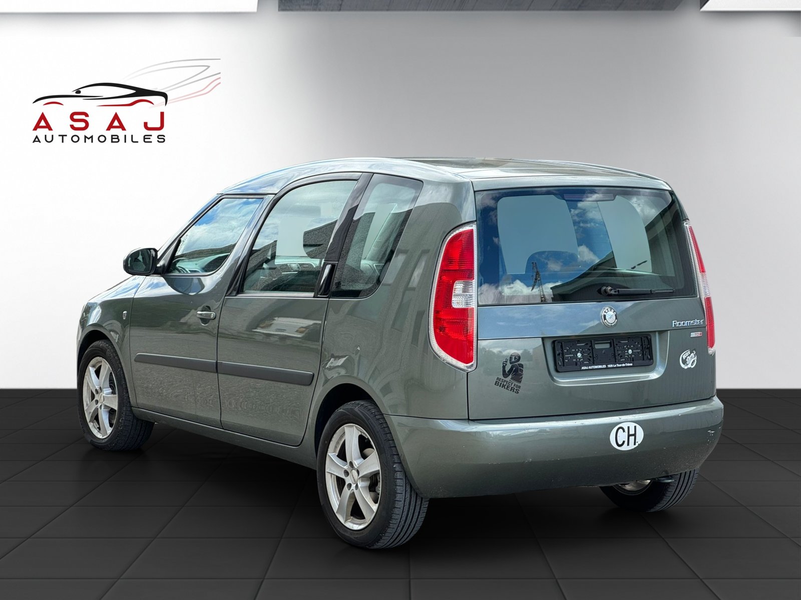 SKODA Roomster 1.9 TDI Style, Diesel, Second hand / Used, Manual - 4