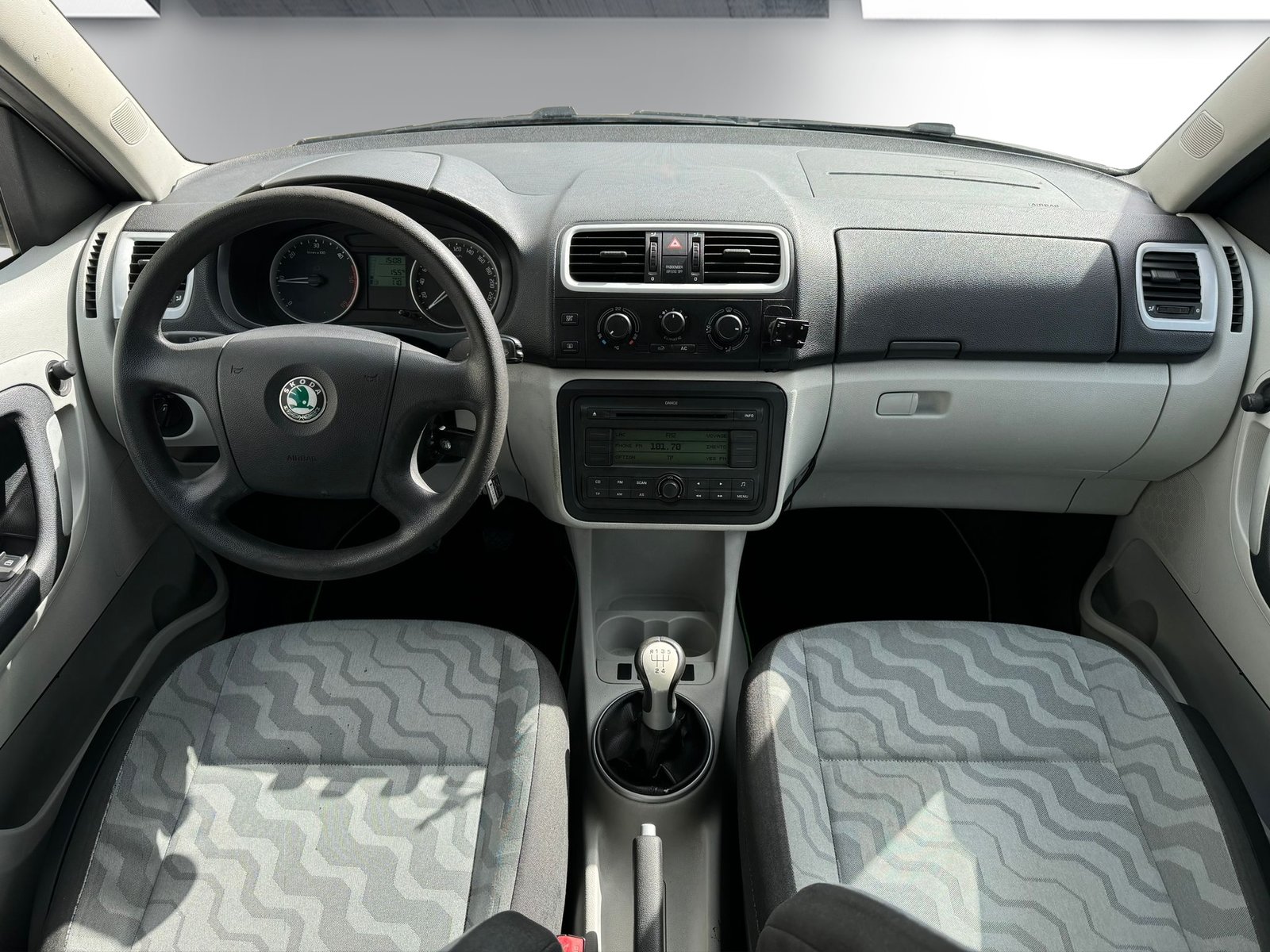 SKODA Roomster 1.9 TDI Style, Diesel, Second hand / Used, Manual - 7