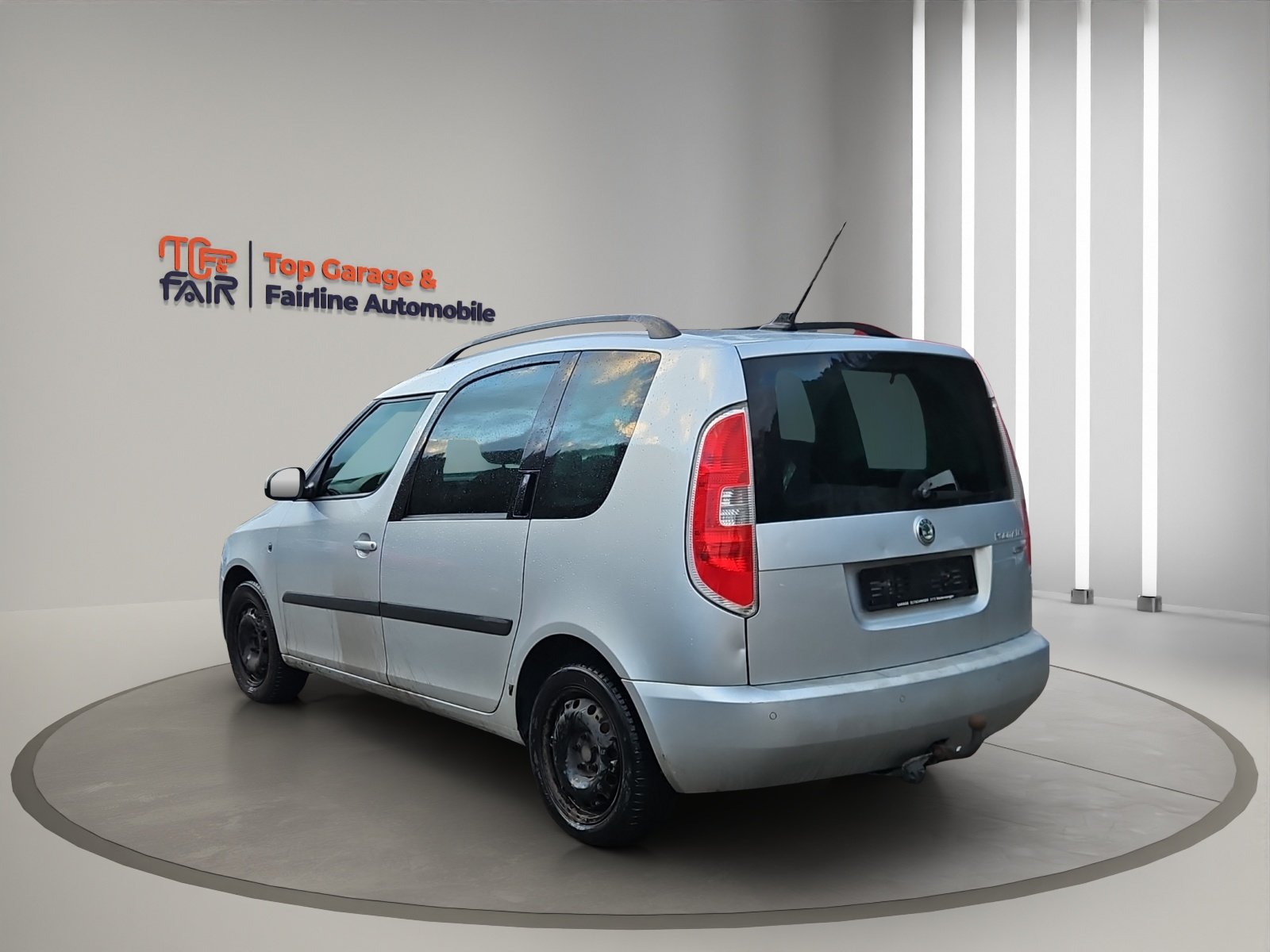 SKODA Roomster 1.2 TSI Elegance DSG, Petrol, Second hand / Used, Automatic - 4