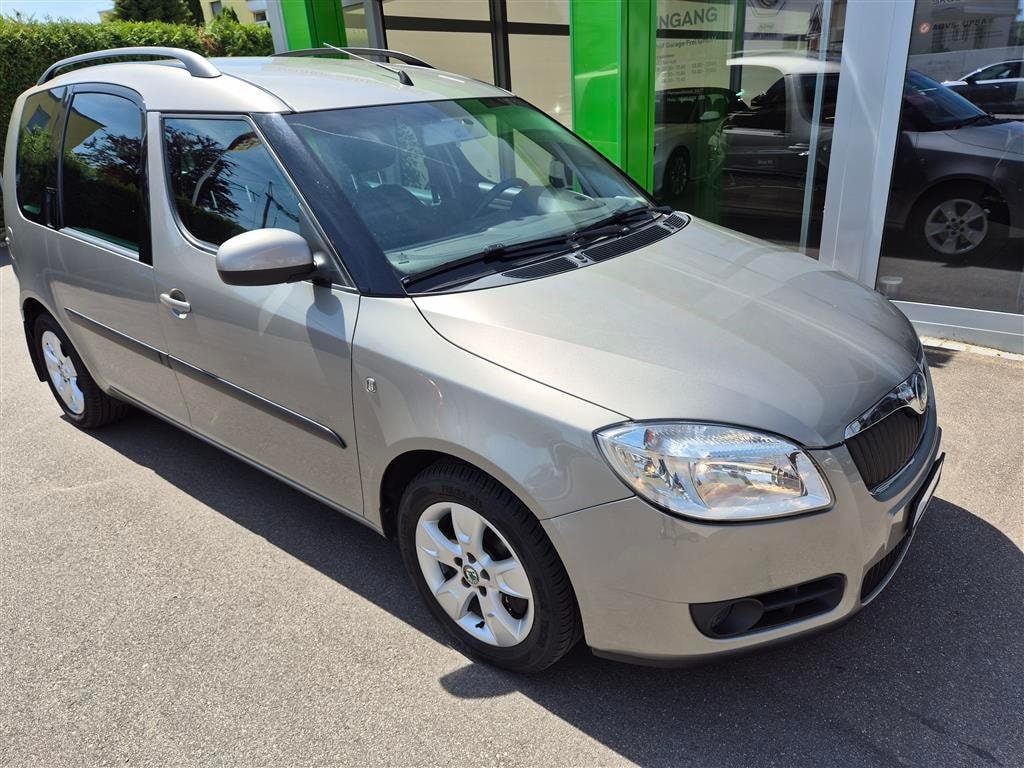 SKODA Roomster 1.6 Magic, Essence, Occasion / Utilisé, Manuelle - 2