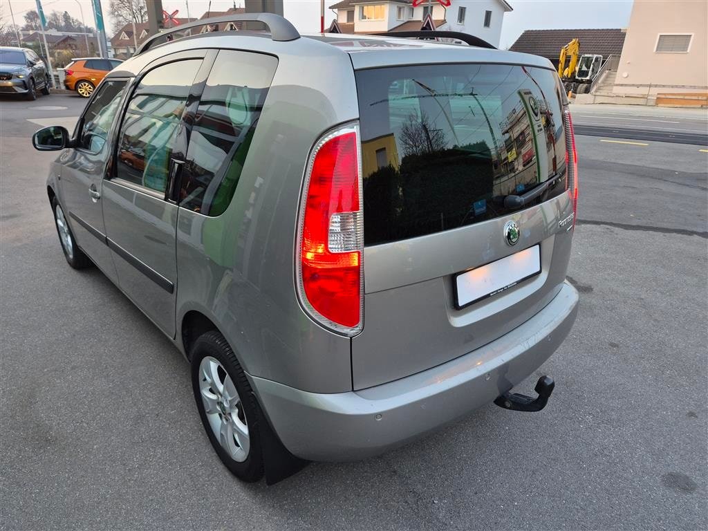 SKODA Roomster 1.6 Magic, Essence, Occasion / Utilisé, Manuelle - 5