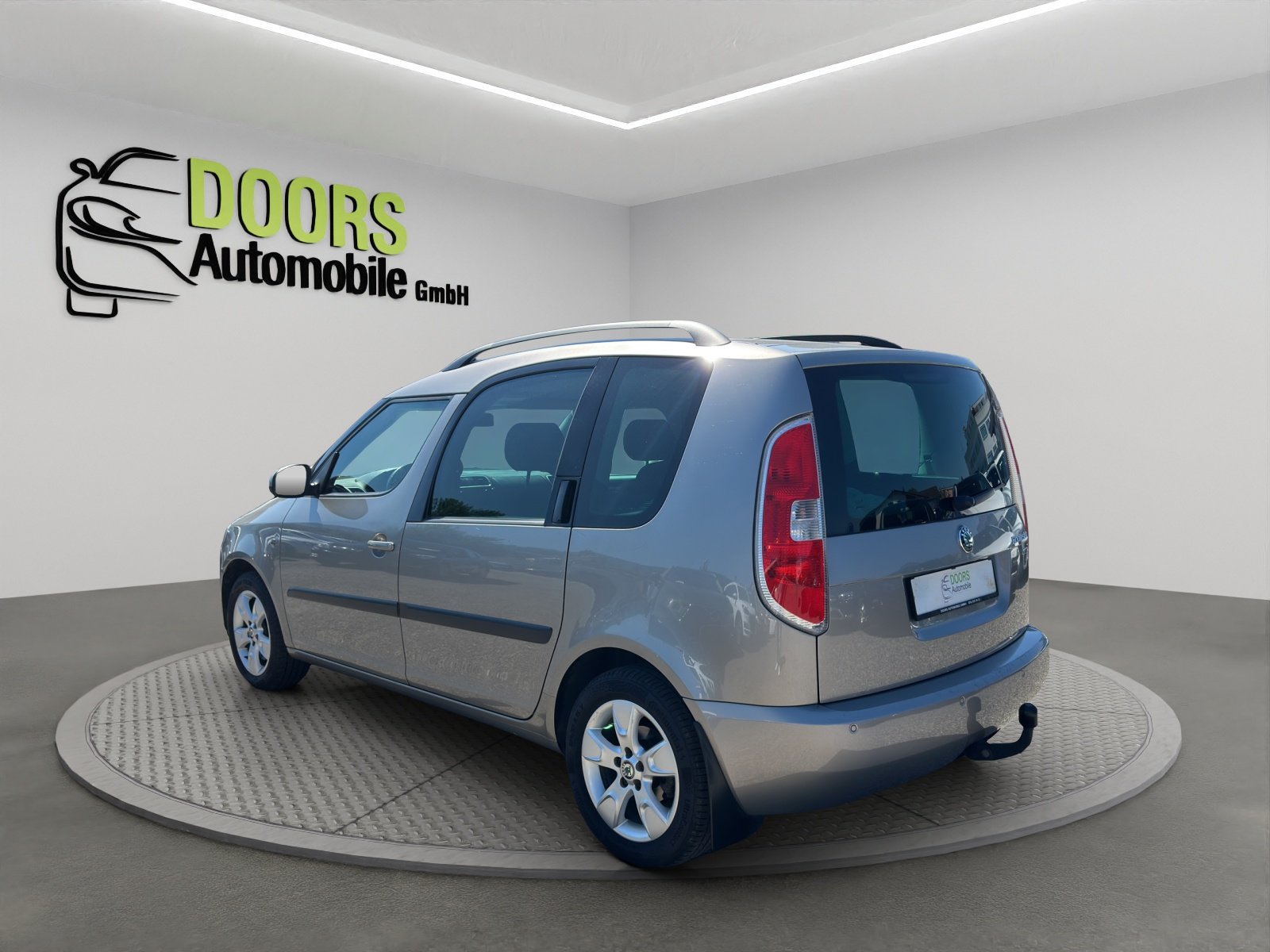 SKODA Roomster 1.6 Style, Petrol, Second hand / Used, Manual - 6