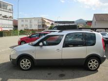 SKODA Roomster 1.6 Scout Automatic, Essence, Occasion / Utilisé, Automatique - 2