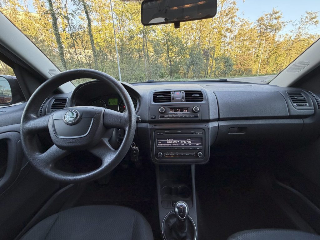 SKODA Roomster 1.6 TDI CR 105 Scout, Diesel, Occasion / Gebraucht, Handschaltung - 5