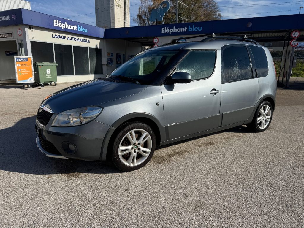 SKODA 1.2 TSI 105 Scout DSG, Benzin, Occasion / Gebraucht, Automatik - 2