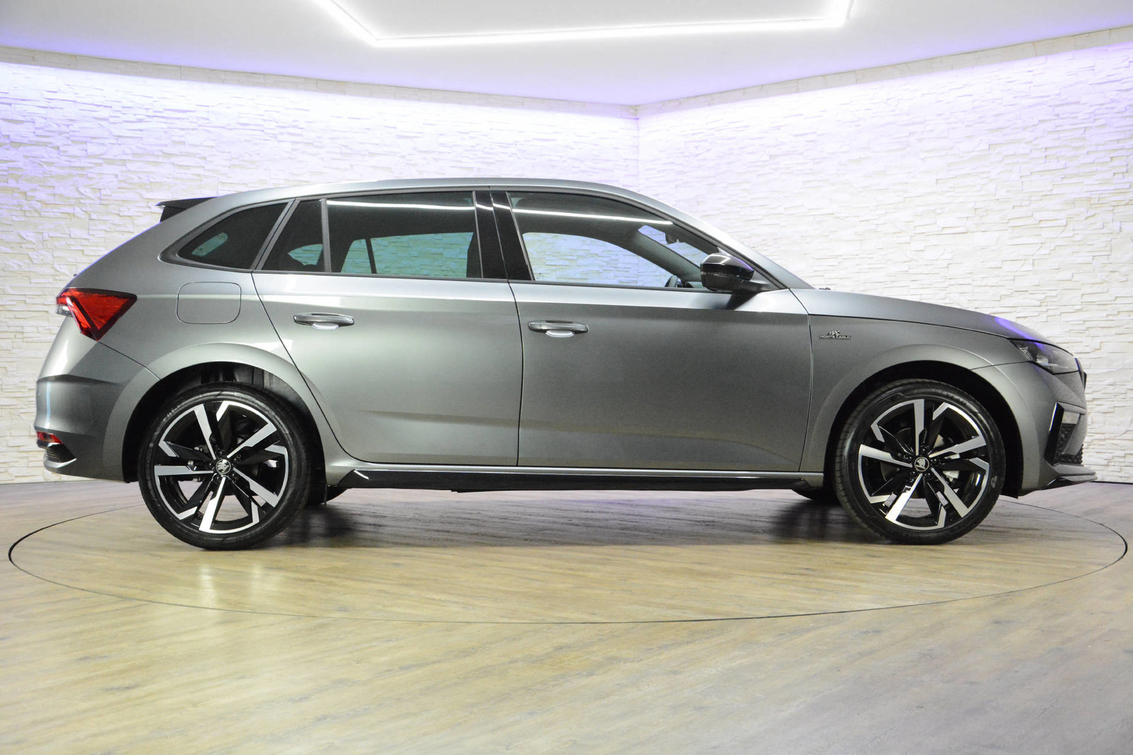 SKODA Scala 1.5 TSI Monte Carlo DSG, Essence, Voiture nouvelle, Automatique - 4