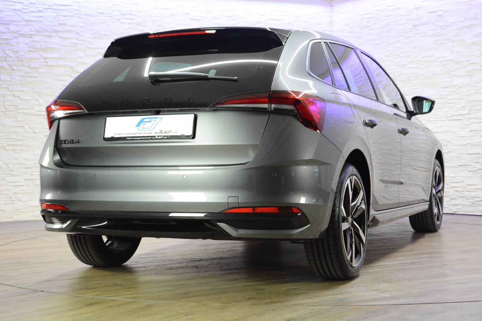 SKODA Scala 1.5 TSI Monte Carlo DSG, Essence, Voiture nouvelle, Automatique - 5
