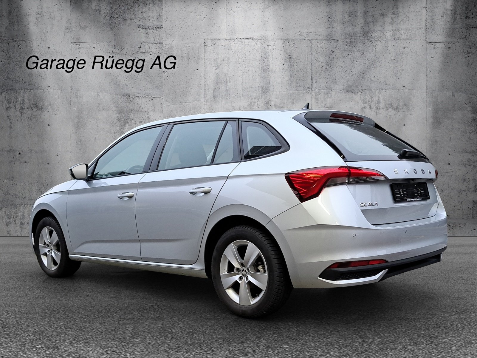 SKODA Scala 1.5 TSI Selection DSG, Petrol, Second hand / Used, Automatic - 4