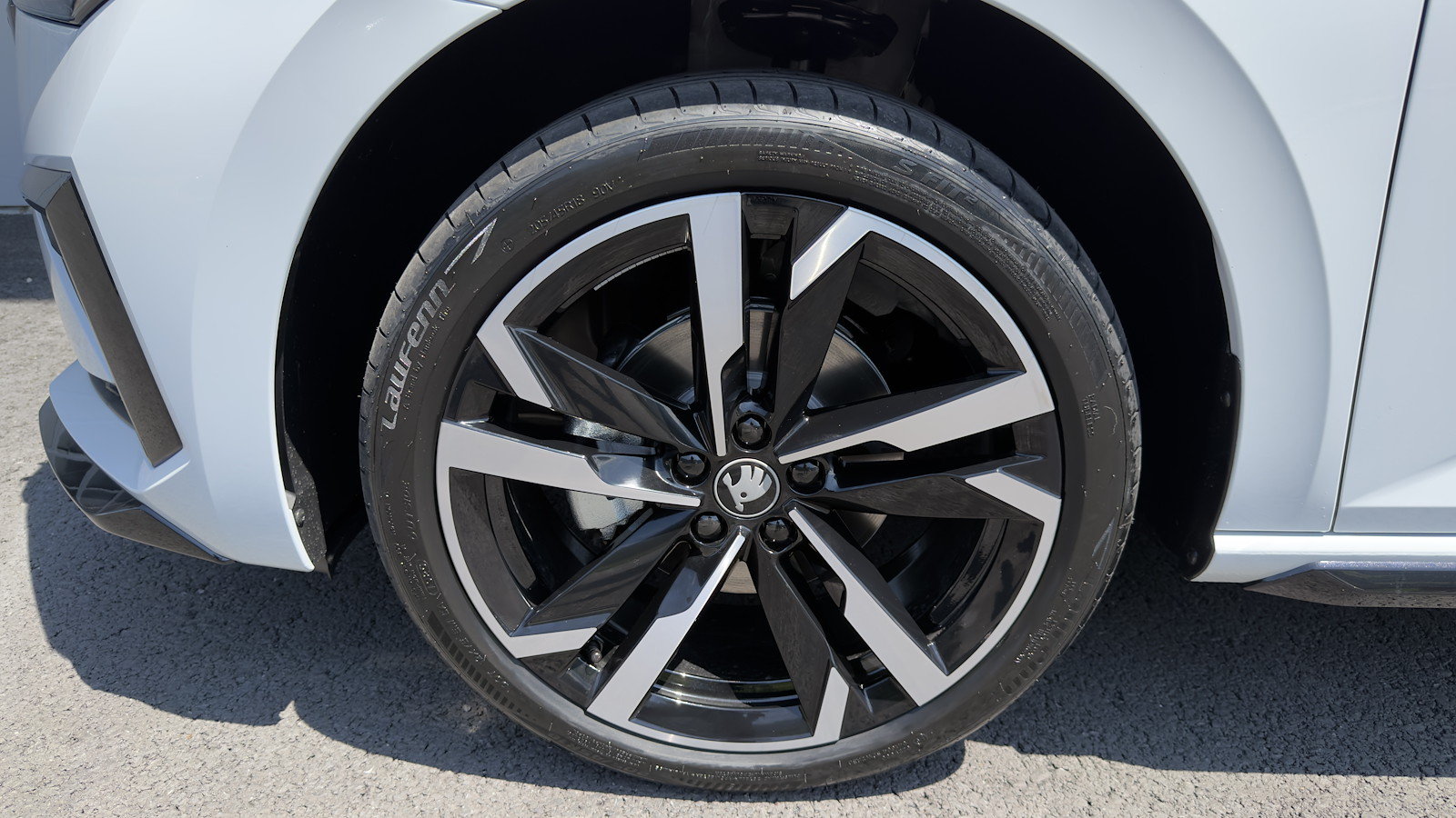 SKODA Scala MC 1.5 TSI 150PS 7DSG 1.5 TSI 150PS 7DSG, Essence, Voiture nouvelle, Automatique - 4
