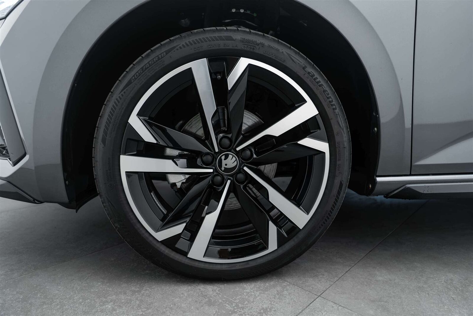 SKODA Scala 1.5 TSi Monte Carlo DSG-Automat, Essence, Voiture nouvelle, Automatique - 6