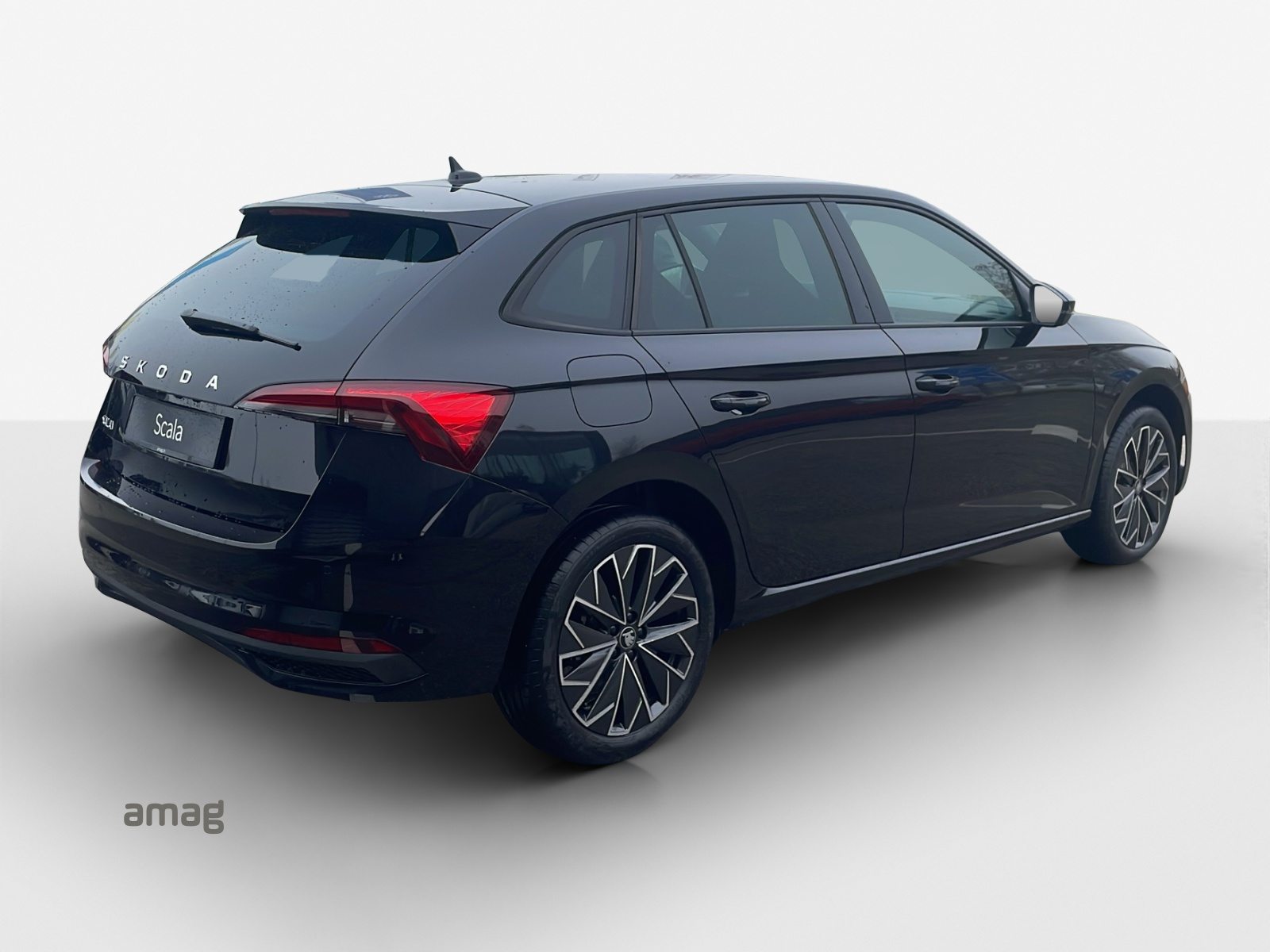 SKODA Scala Dynamic (Netto), Essence, Occasion / Utilisé, Automatique - 5