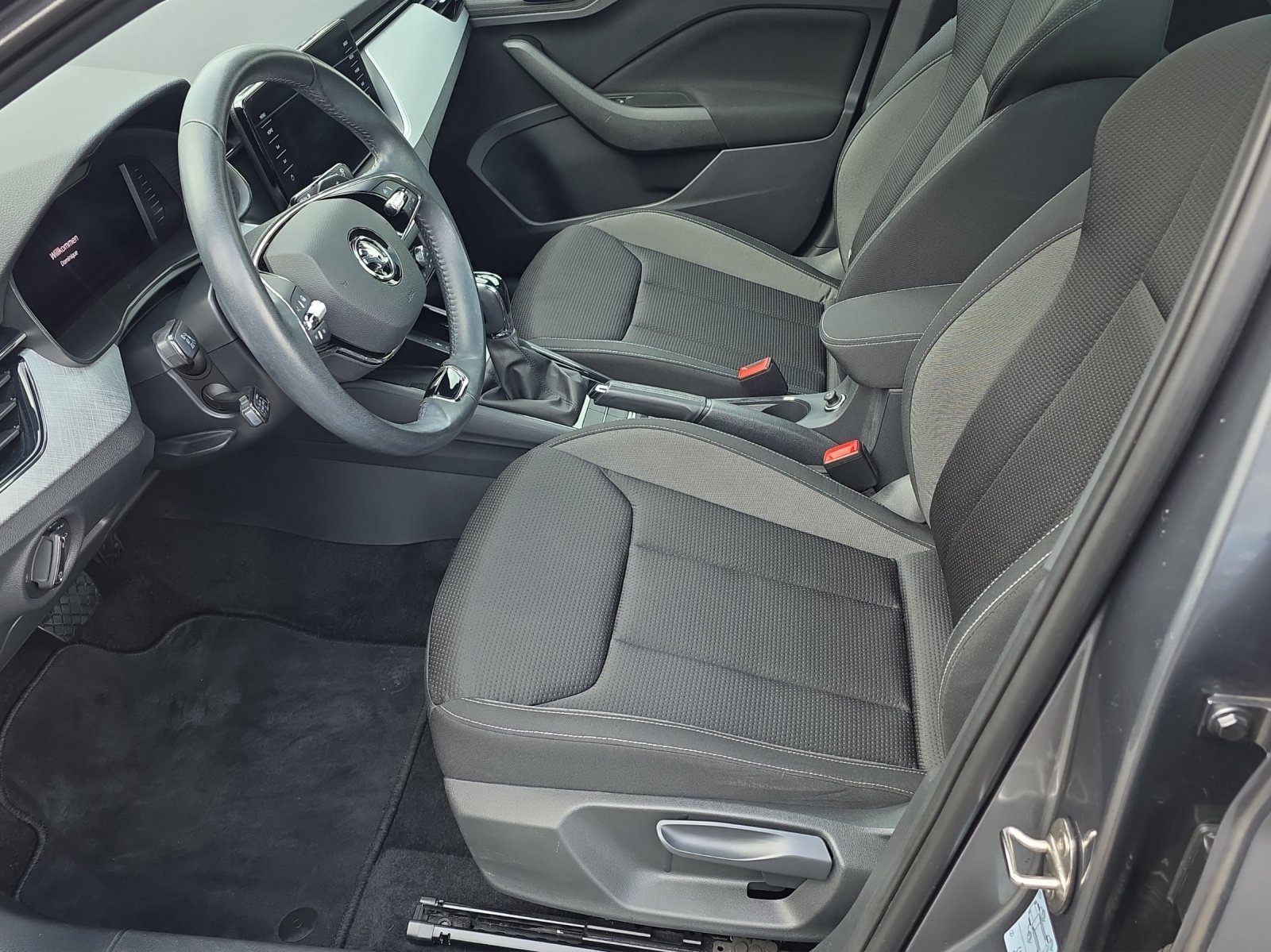 SKODA Scala 1.0 TSI Tour DSG, Essence, Occasion / Utilisé, Automatique - 4