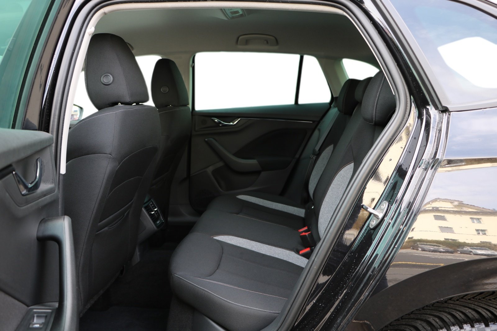 SKODA Scala 1.5 TSI Selection DSG, Benzin, Occasion / Gebraucht, Automatik - 7