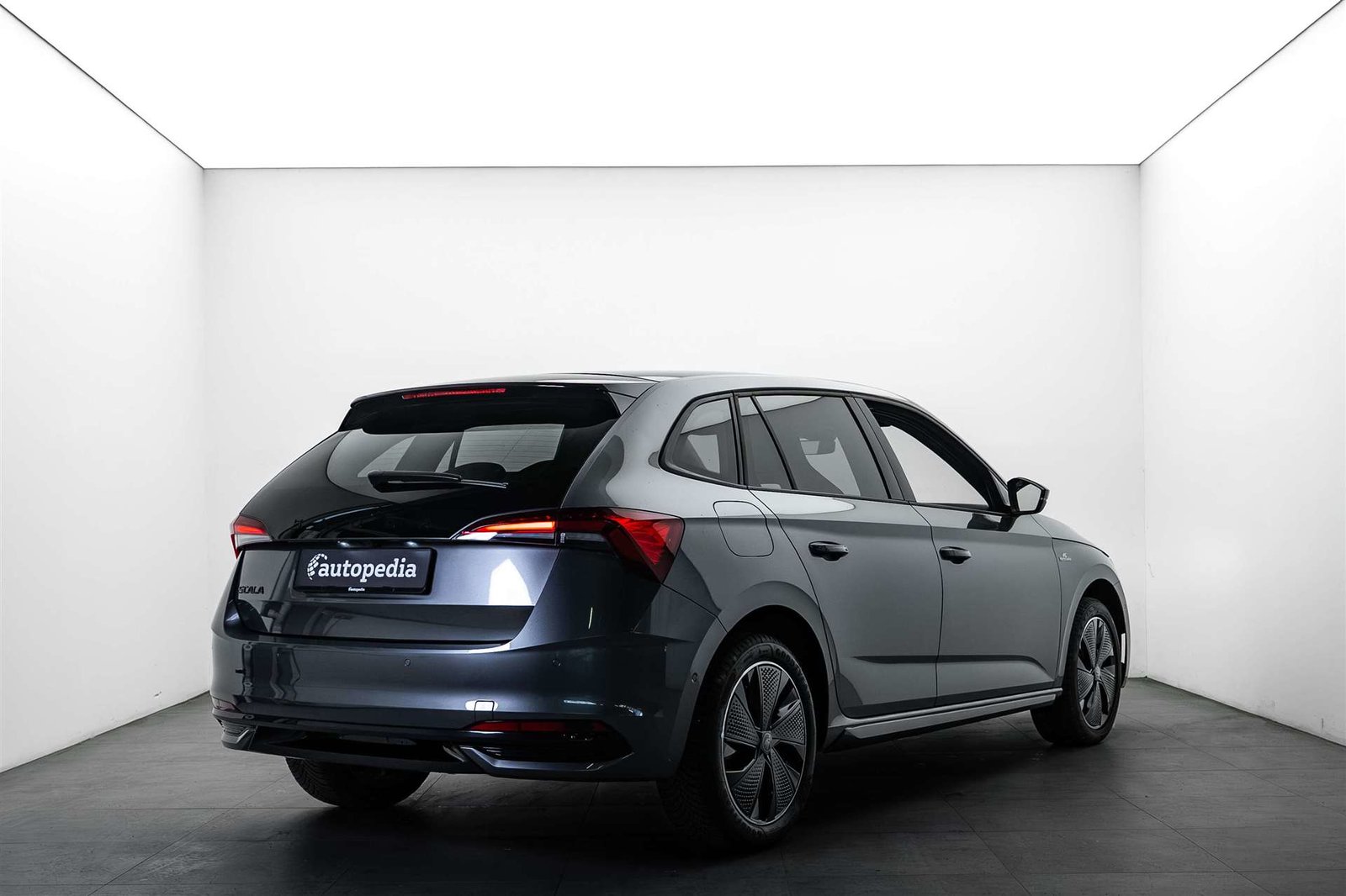 SKODA Scala 1.5 TSI Monte Carlo DSG, Petrol, Second hand / Used, Automatic - 3