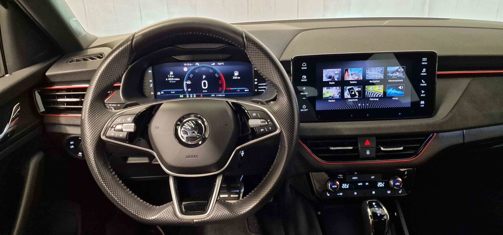 SKODA Scala Selection, Benzin, Occasion / Gebraucht, Automatik - 5