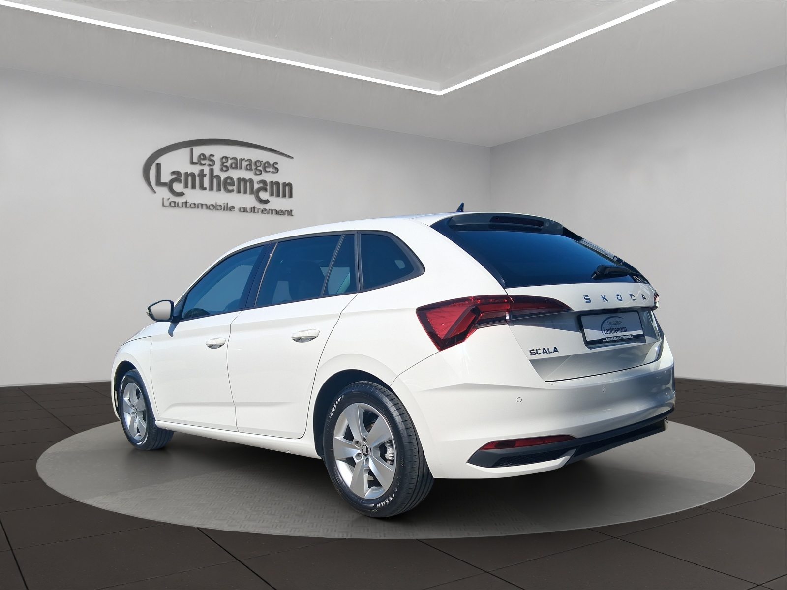 SKODA Scala Selection, Benzin, Occasion / Gebraucht, Automatik - 3