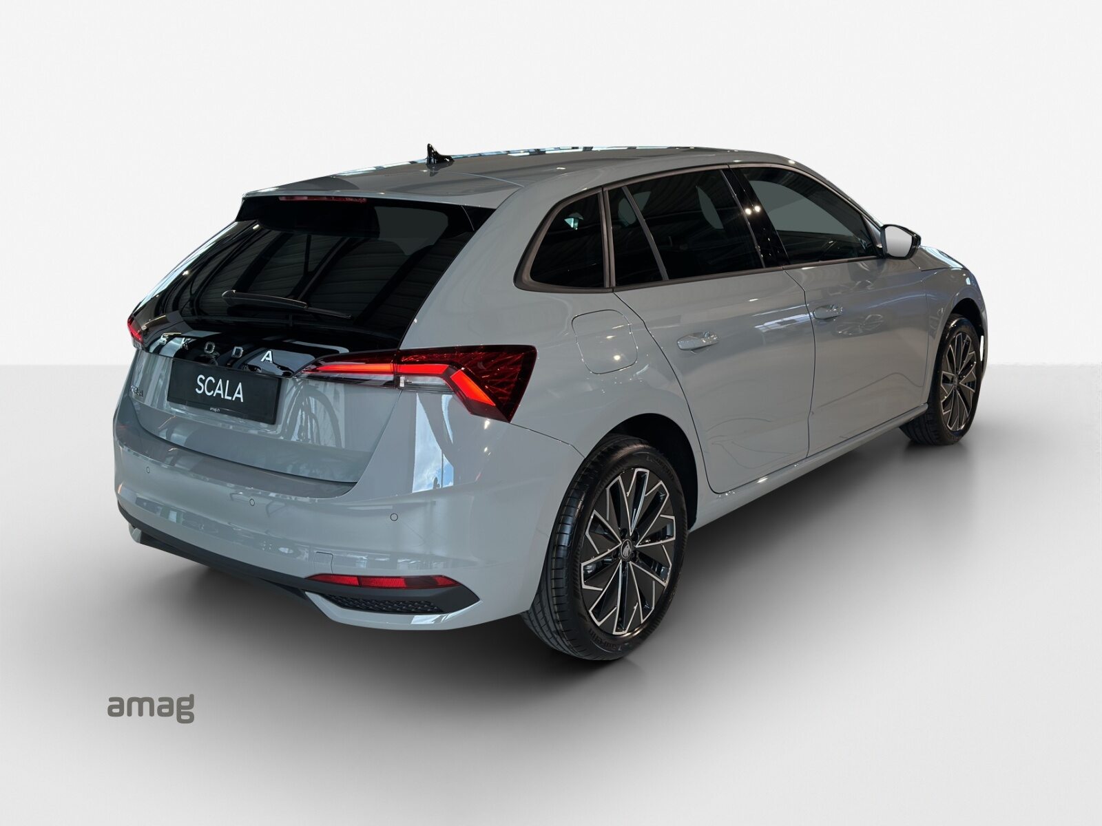 SKODA Scala Dynamic (Netto), Essence, Occasion / Utilisé, Automatique - 5