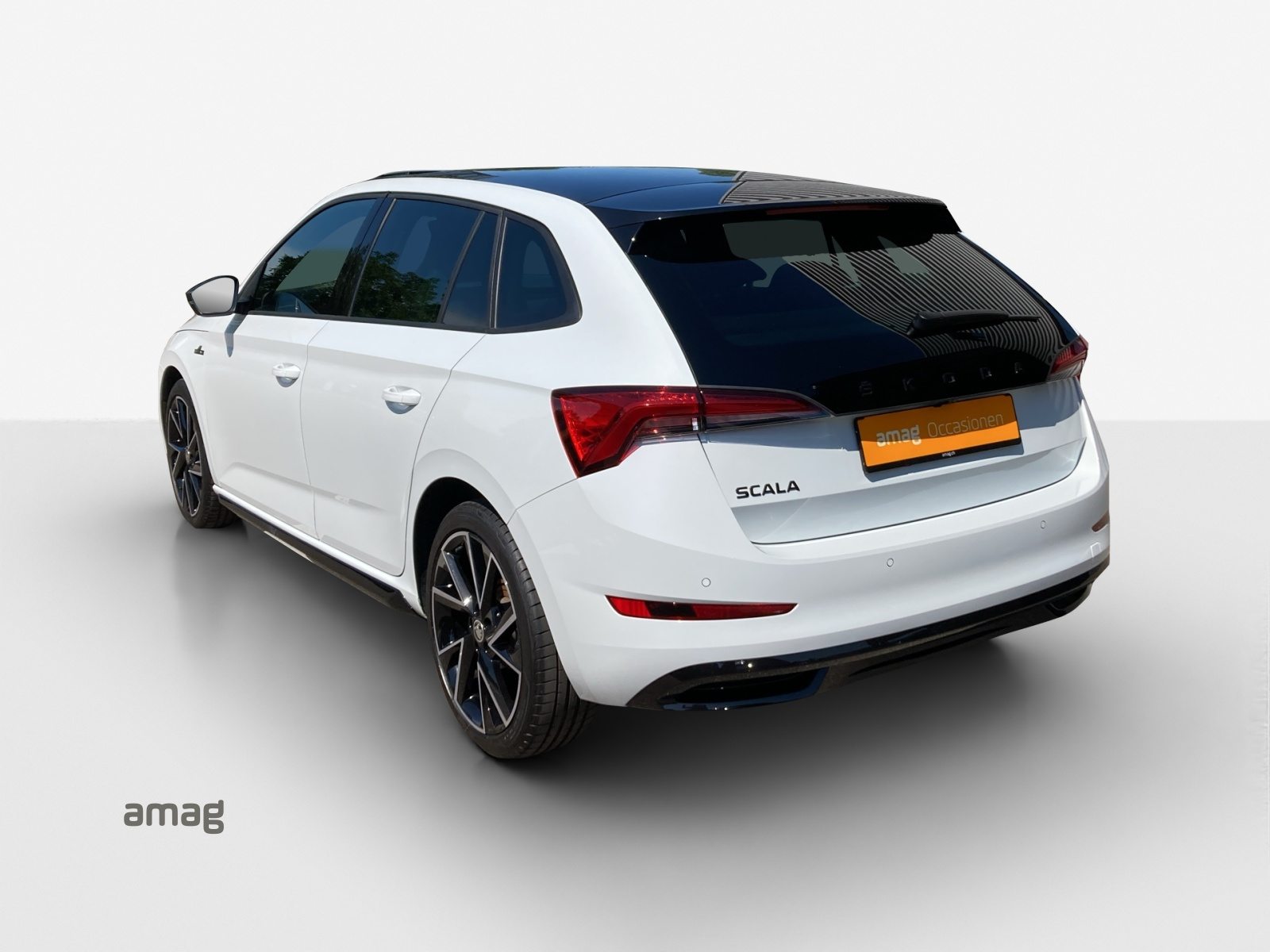 SKODA SCALA Monte Carlo, Petrol, Second hand / Used, Automatic - 3